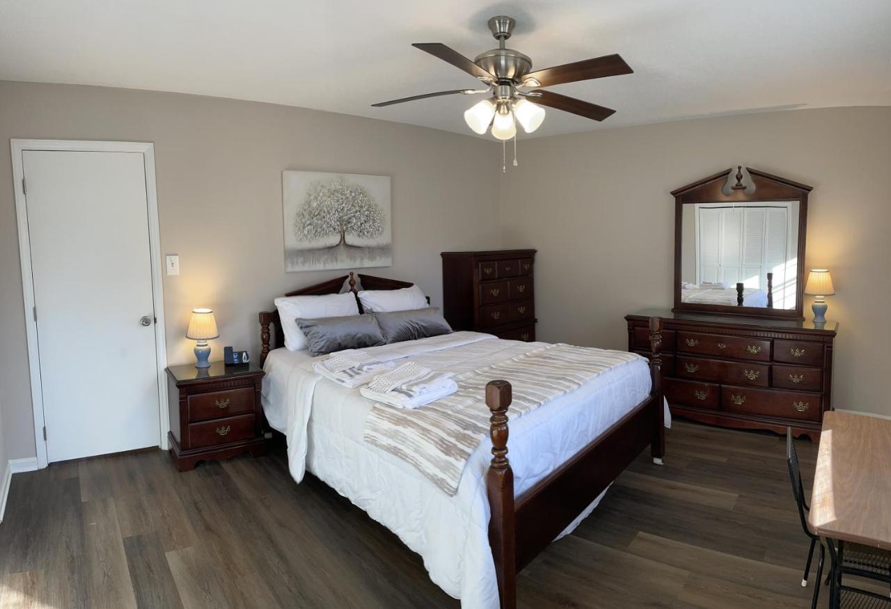 Serene Landing Place Near Downtown Cary Bagian luar foto